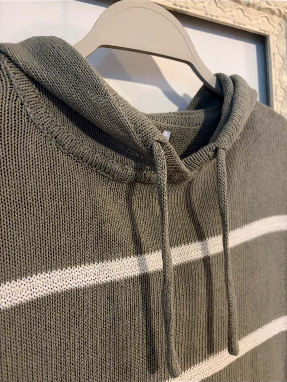 C&C CALIFORNIA | Linen Olive & White Striped Knit Hoodie Sweater - Picture 4 of 14
